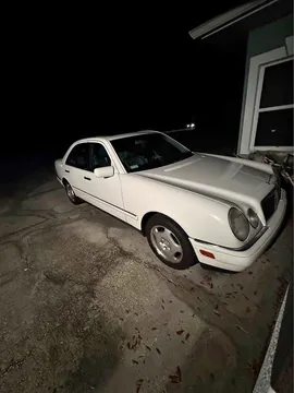 1999 Mercedes-Benz E-Class Base