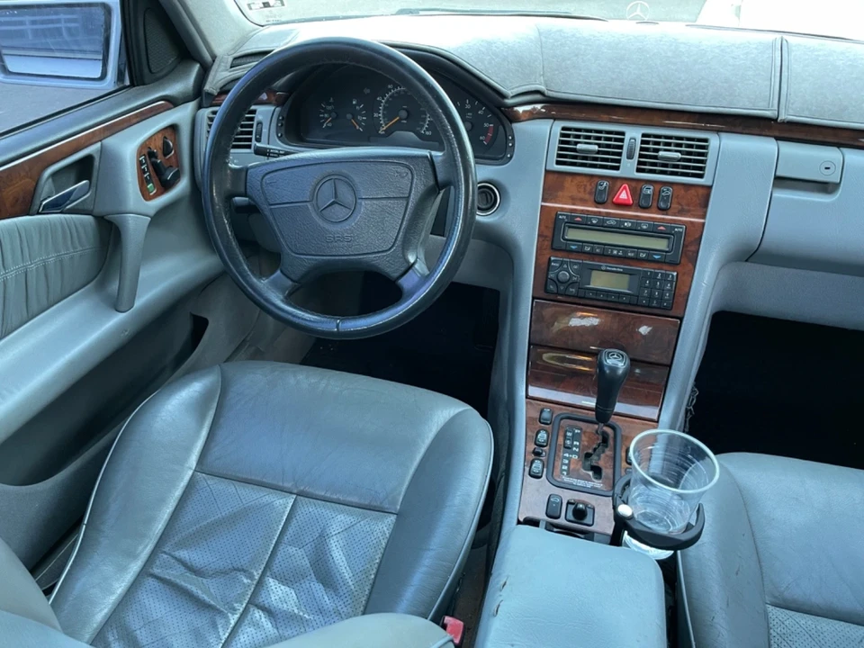 1999 Mercedes-Benz W210 E-Class - Image 10 of 20