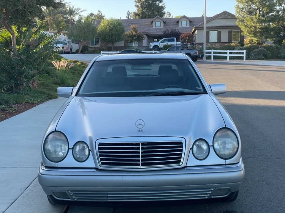 1999 Mercedes-Benz W210 E-Class - Image 2 of 20