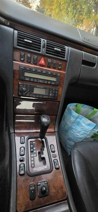 1999 Mercedes-Benz W210 E-Class - Image 10 of 13