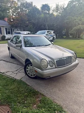 1999 Mercedes-Benz E-Class E 320 Sedan 4D