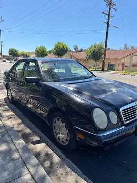 1999 Mercedes-Benz E-Class E 320 Sedan 4D