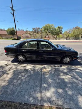 1999 Mercedes-Benz E-Class E 320 Sedan 4D
