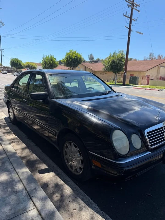 1999 Mercedes-Benz W210 E-Class - Image 2 of 12