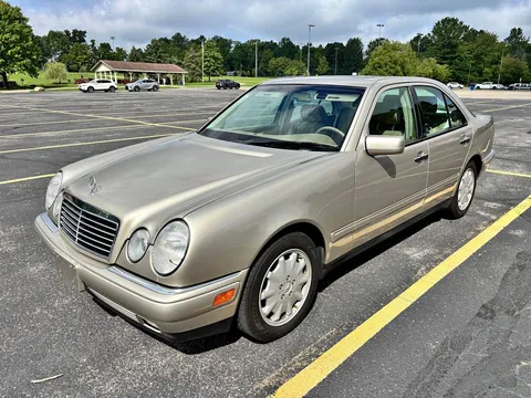 1999 Mercedes-Benz E-Class E 320 Sedan 4D