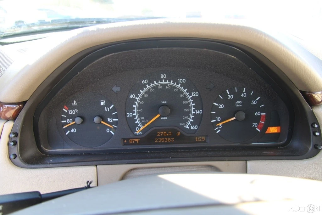 1999 Mercedes-Benz W210 E-Class - Image 15 of 21