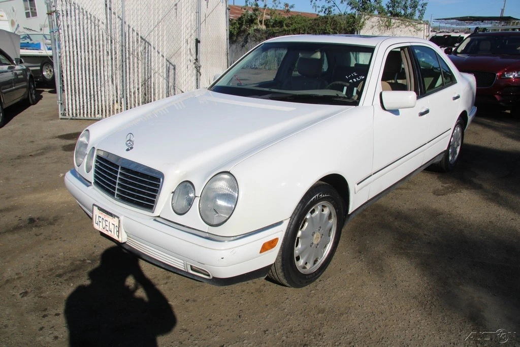 1999 Mercedes-Benz W210 E-Class - Image 2 of 21