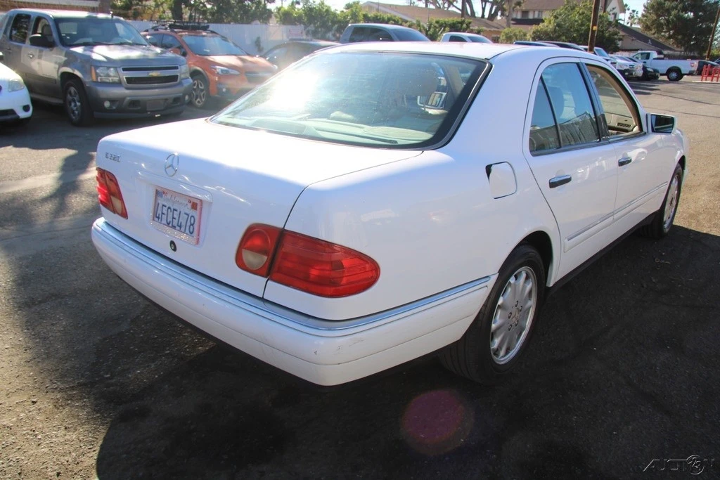 1999 Mercedes-Benz W210 E-Class - Image 6 of 21