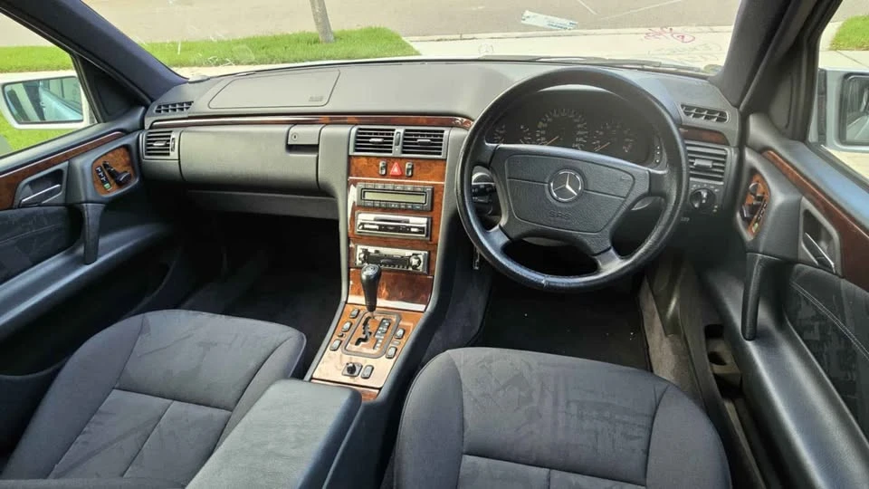 1999 Mercedes-Benz W210 E-Class - Image 5 of 10