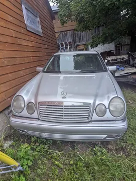 1999 Mercedes-Benz E-Class E300