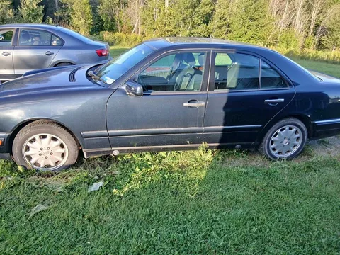 1999 Mercedes-Benz E-Class