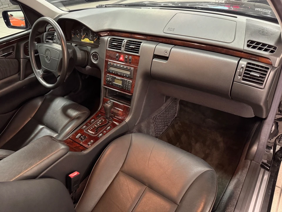 1999 Mercedes-Benz W210 E-Class - Image 14 of 21