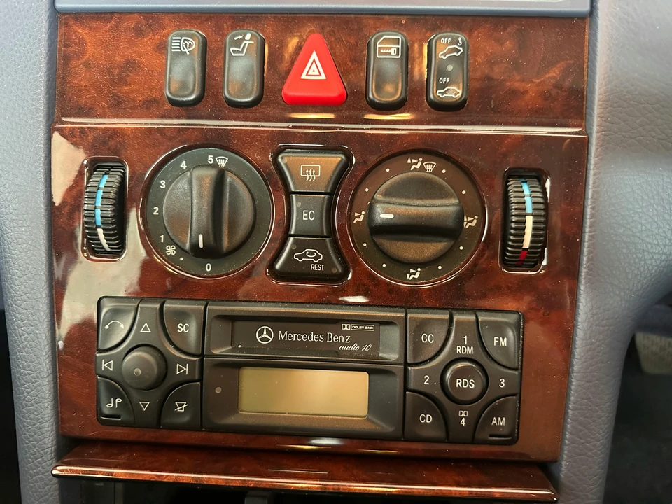1999 Mercedes-Benz W210 E-Class - Image 10 of 15