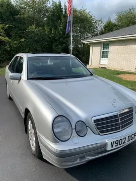 1999 Mercedes-Benz E240 Elegance