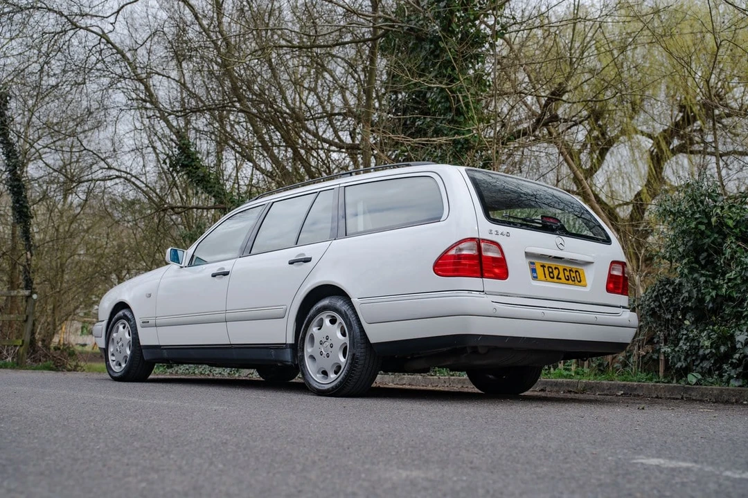 1999 Mercedes-Benz W210 E-Class - Image 14 of 30