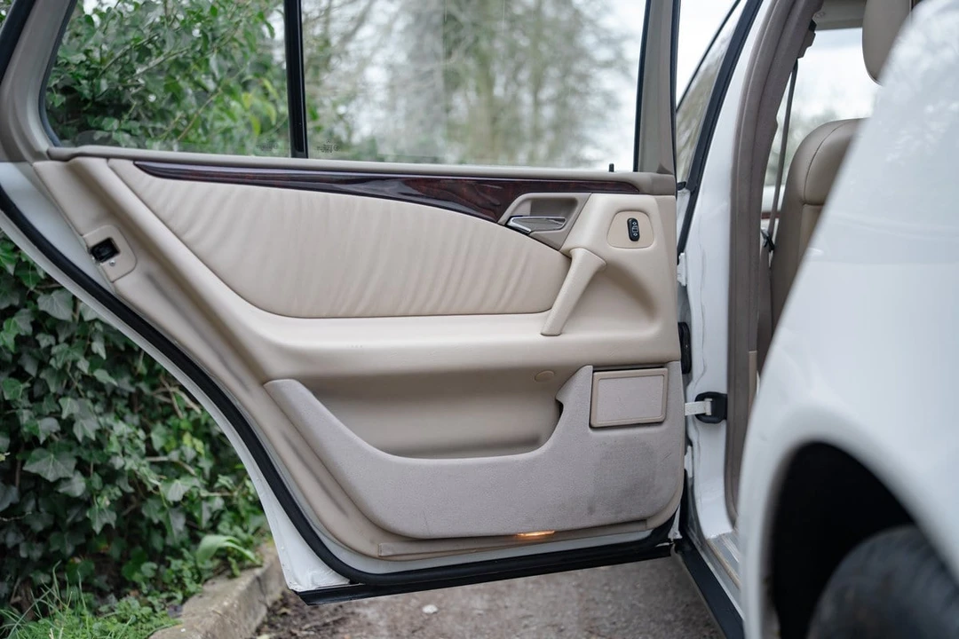 1999 Mercedes-Benz W210 E-Class - Image 28 of 30