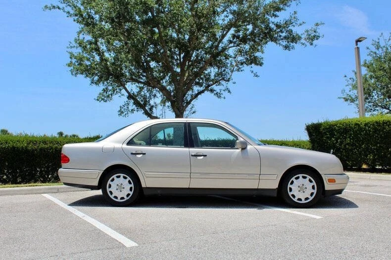 1999 Mercedes-Benz W210 E-Class - Image 2 of 12