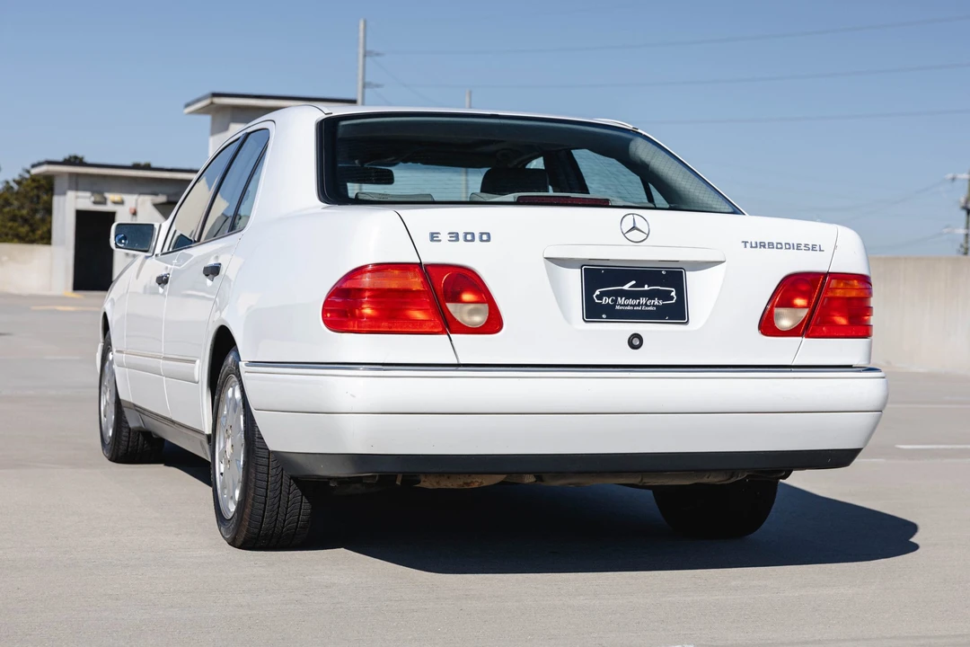 1999 Mercedes-Benz W210 E-Class - Image 12 of 31