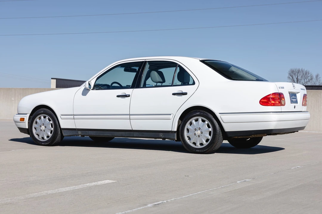 1999 Mercedes-Benz W210 E-Class - Image 8 of 31