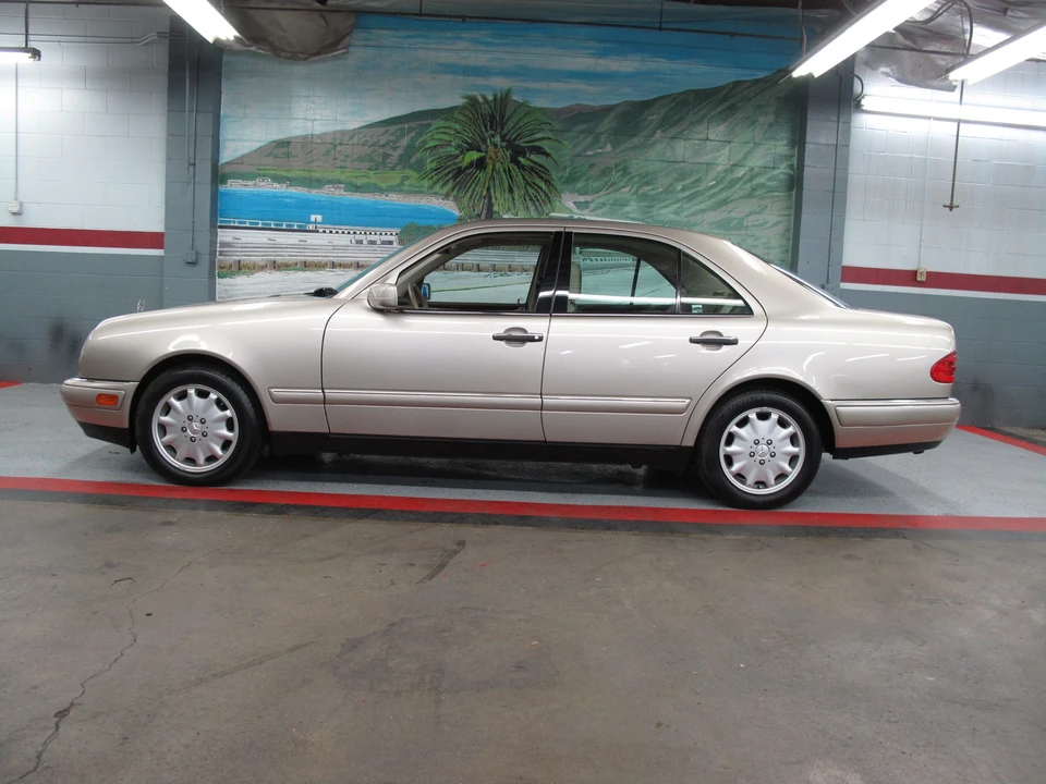 1999 Mercedes-Benz W210 E-Class - Image 4 of 31