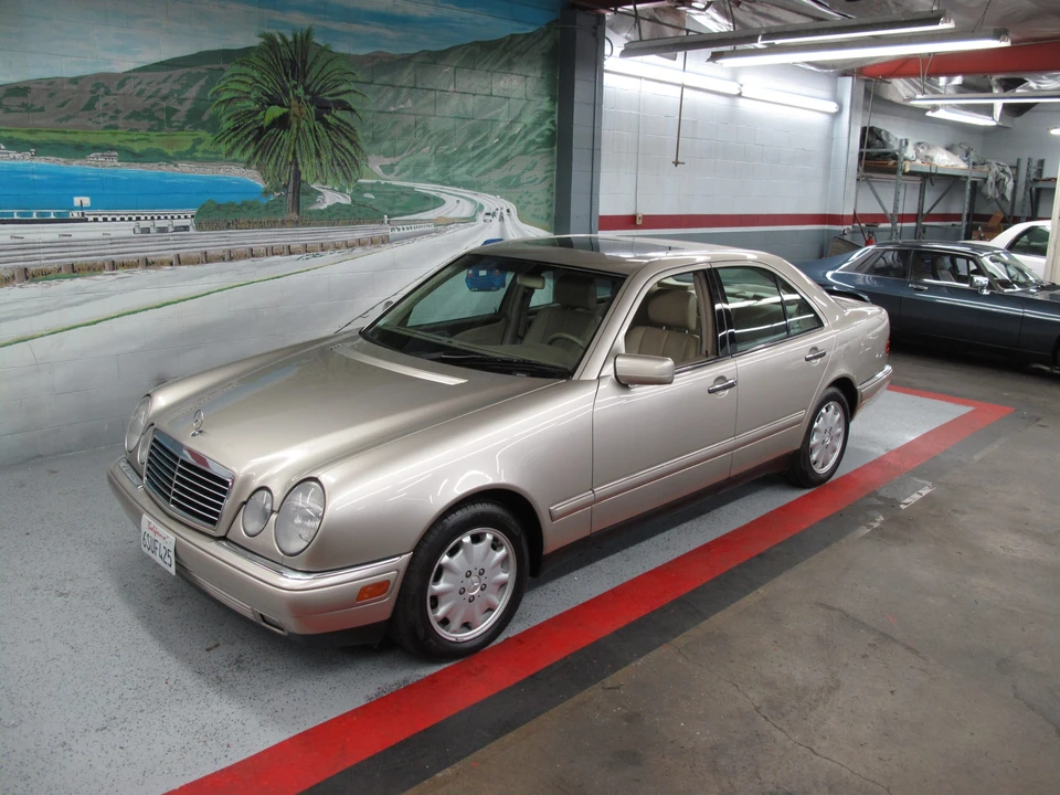 1999 Mercedes-Benz W210 E-Class - Image 3 of 31