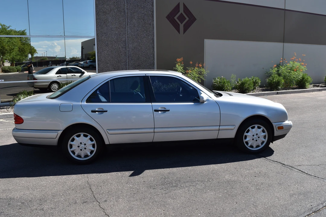 1999 Mercedes-Benz W210 E-Class - Image 12 of 31