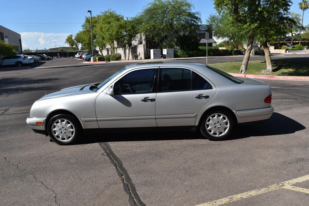 1999 Mercedes-Benz W210 E-Class - Image 8 of 31