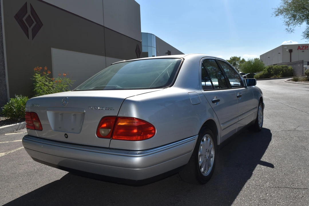 1999 Mercedes-Benz W210 E-Class - Image 10 of 31