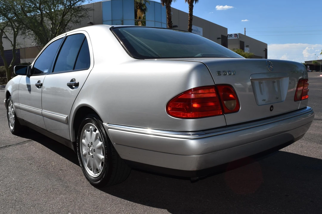 1999 Mercedes-Benz W210 E-Class - Image 4 of 31