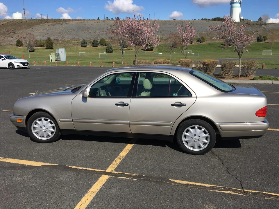 1999 Mercedes-Benz W210 E-Class - Image 16 of 31