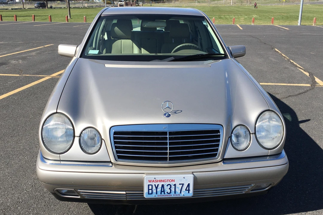 1999 Mercedes-Benz W210 E-Class - Image 2 of 31