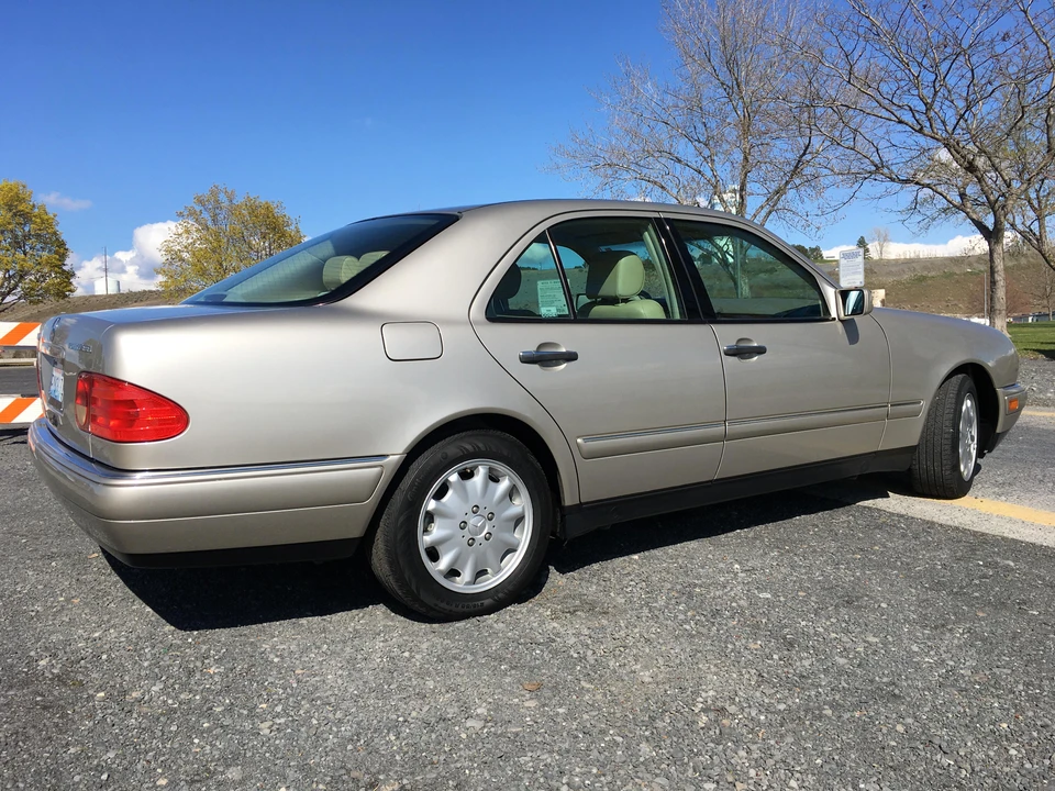 1999 Mercedes-Benz W210 E-Class - Image 24 of 31