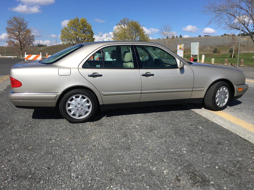 1999 Mercedes-Benz W210 E-Class - Image 26 of 31