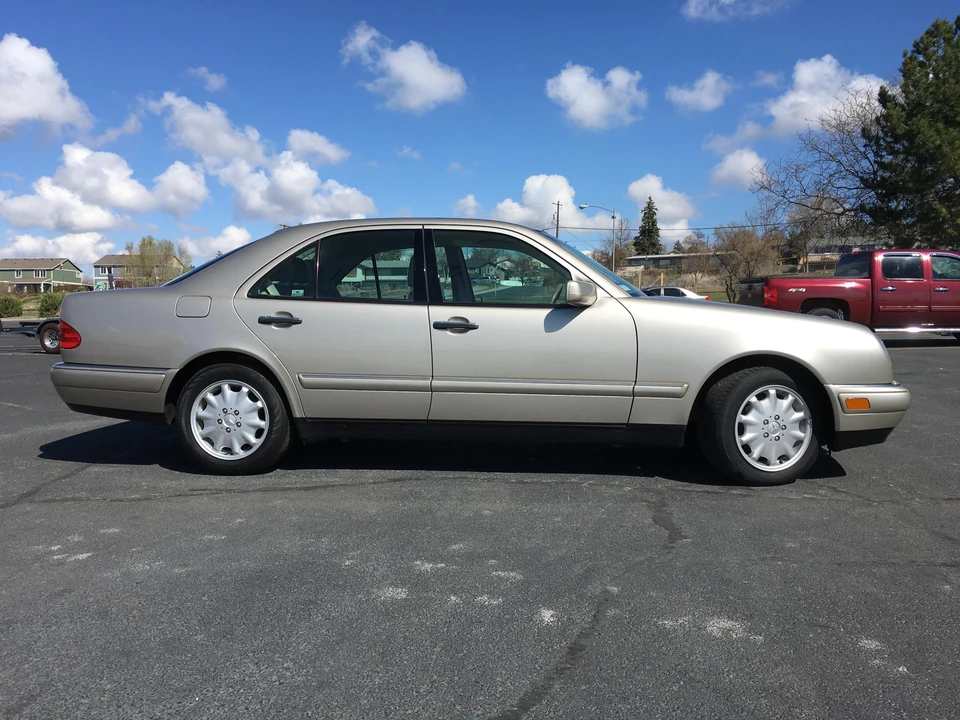 1999 Mercedes-Benz W210 E-Class - Image 28 of 31