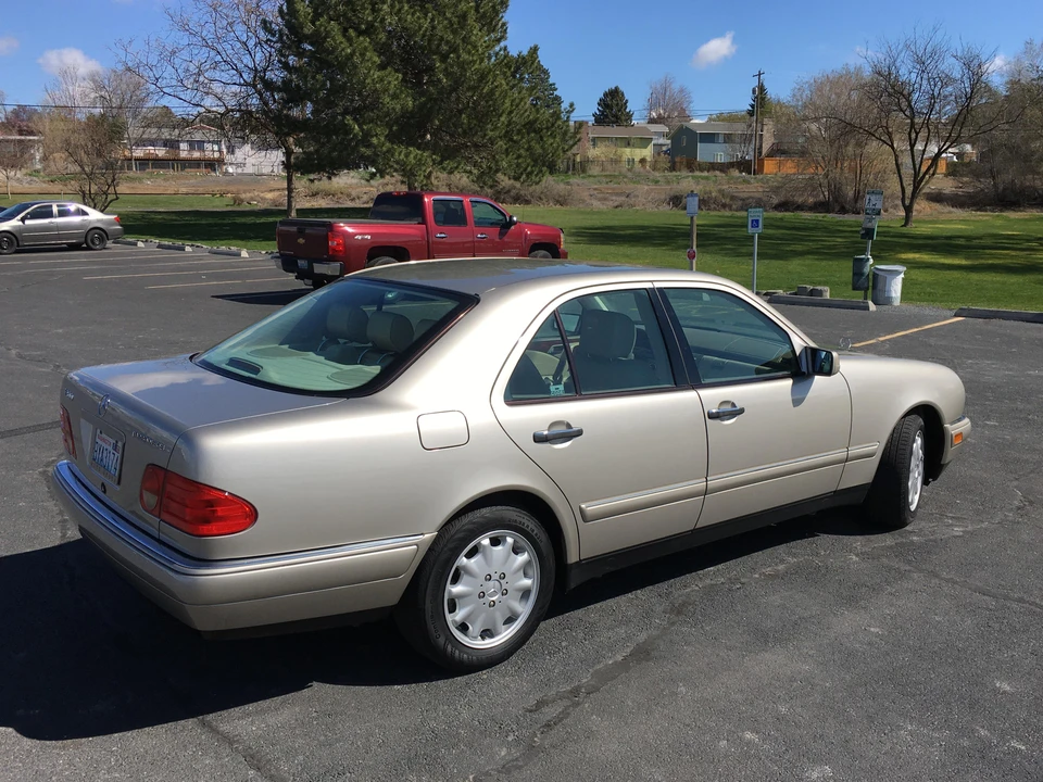 1999 Mercedes-Benz W210 E-Class - Image 23 of 31