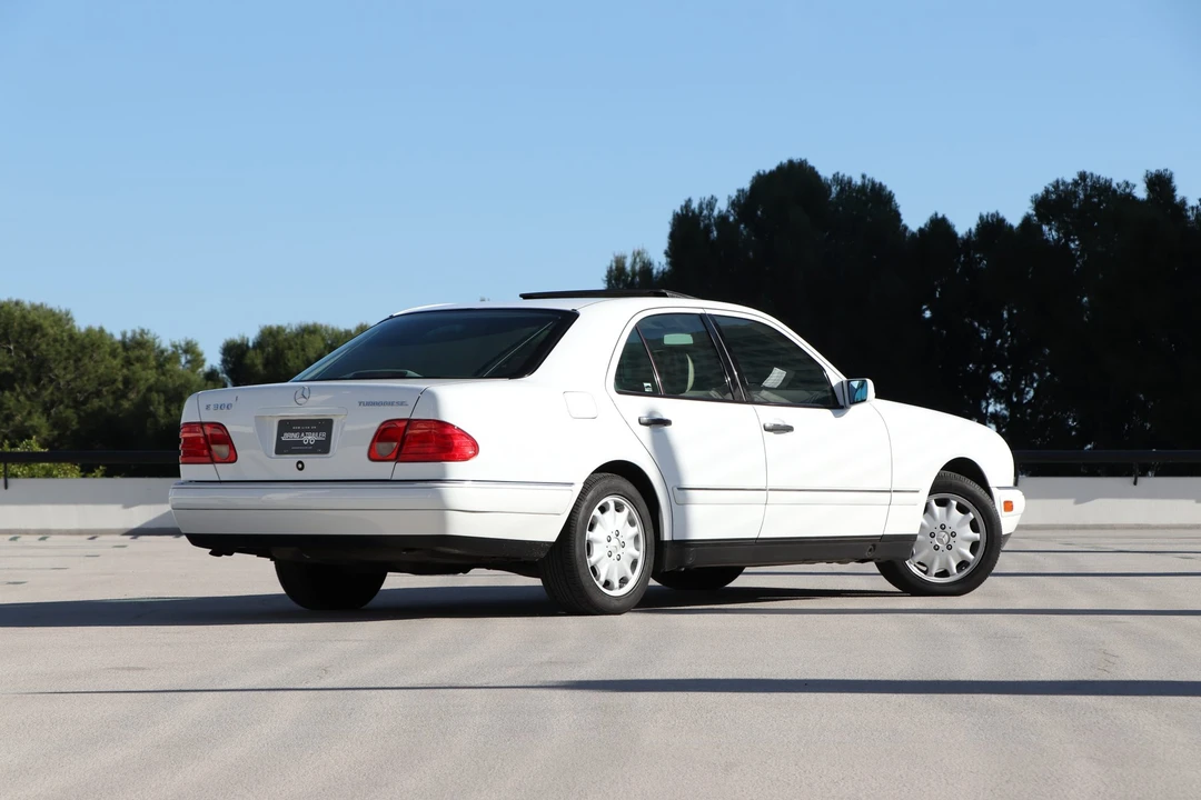1999 Mercedes-Benz W210 E-Class - Image 13 of 31