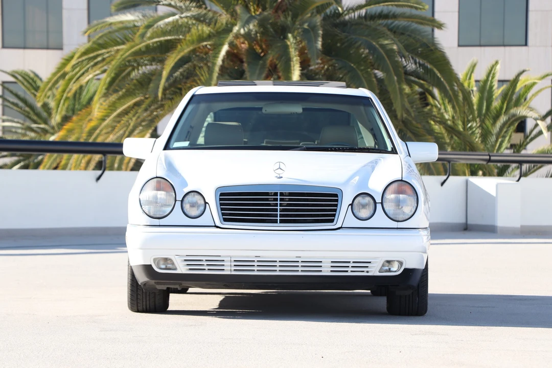 1999 Mercedes-Benz W210 E-Class - Image 2 of 31