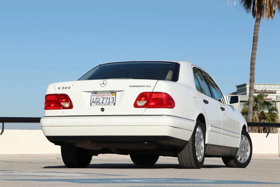 1999 Mercedes-Benz W210 E-Class - Image 10 of 31