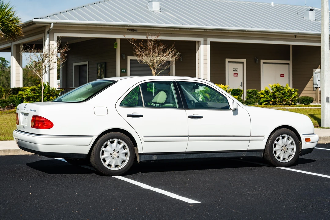 1999 Mercedes-Benz W210 E-Class - Image 24 of 31