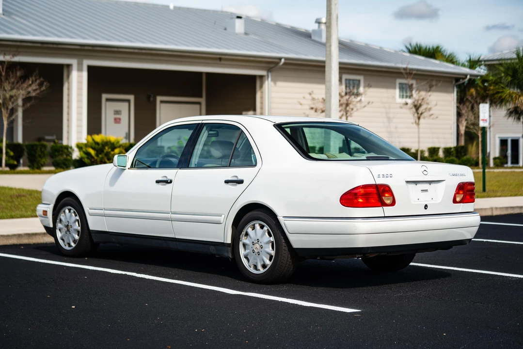 1999 Mercedes-Benz W210 E-Class - Image 16 of 31