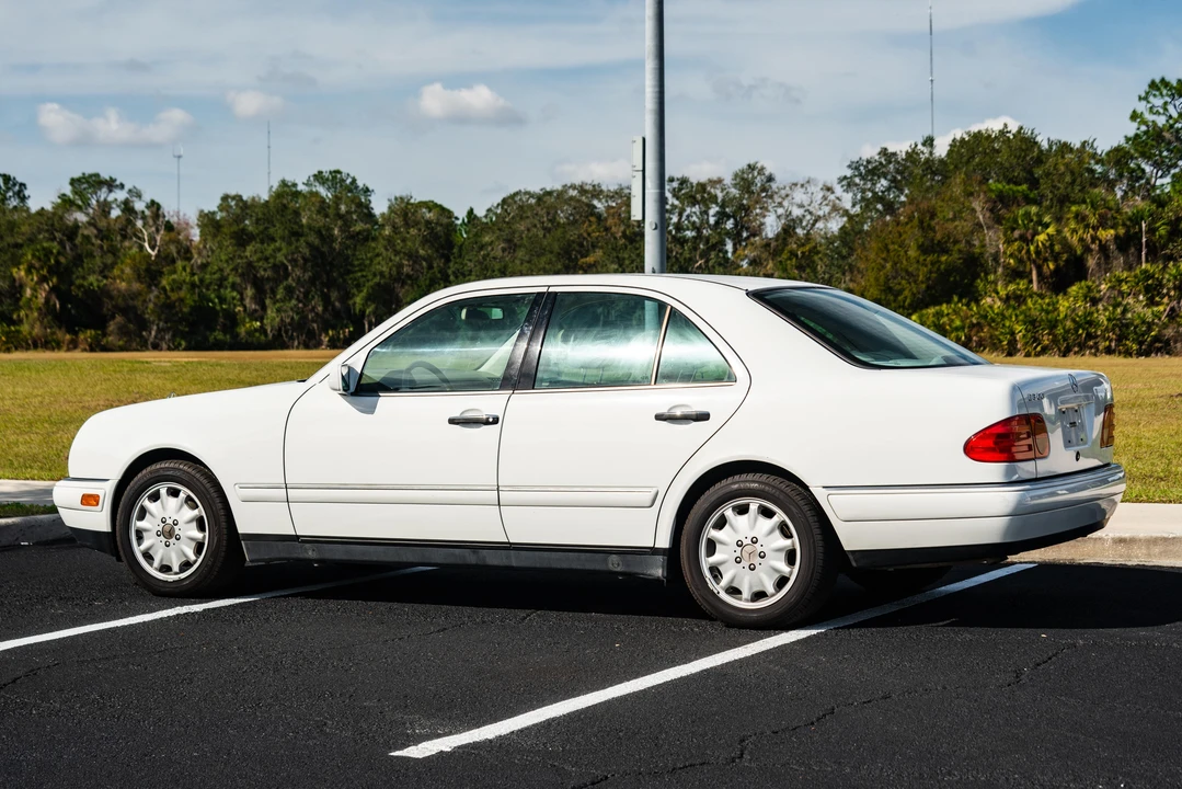 1999 Mercedes-Benz W210 E-Class - Image 14 of 31