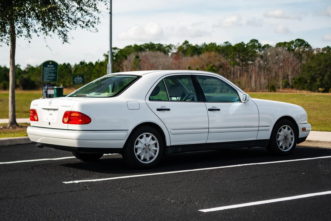 1999 Mercedes-Benz W210 E-Class - Image 22 of 31