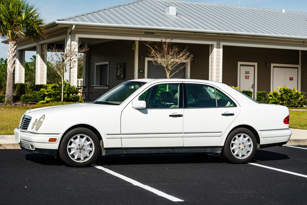 1999 Mercedes-Benz W210 E-Class - Image 13 of 31