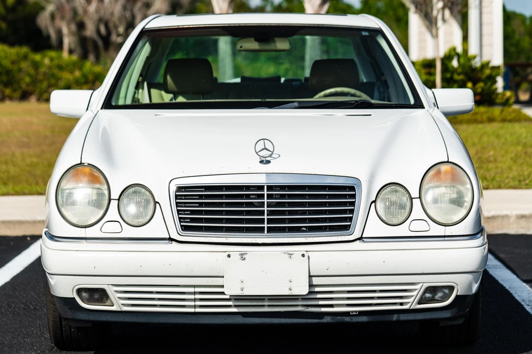 1999 Mercedes-Benz W210 E-Class - Image 2 of 31