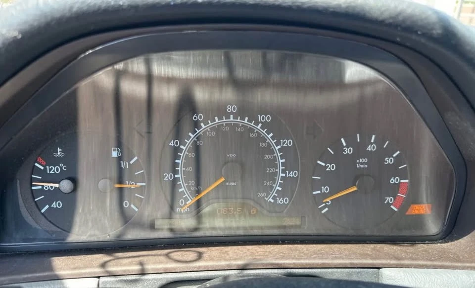 1999 Mercedes-Benz W210 E-Class - Image 5 of 9