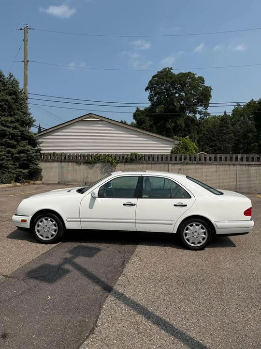 1999 Mercedes-Benz W210 E-Class - Image 8 of 20