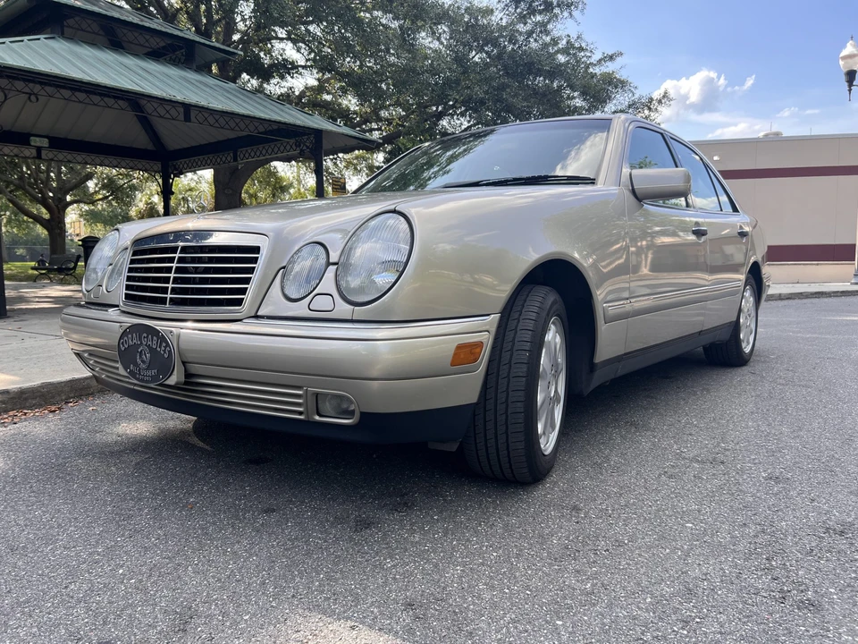 1999 Mercedes-Benz W210 E-Class - Image 2 of 31