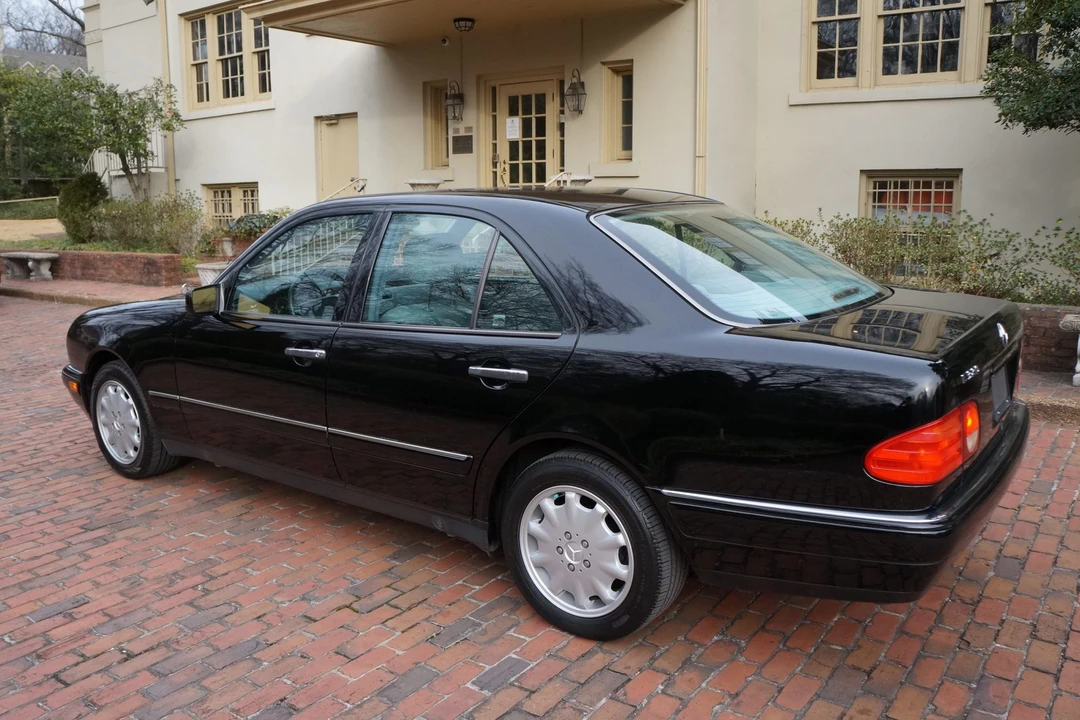 1999 Mercedes-Benz W210 E-Class - Image 13 of 31