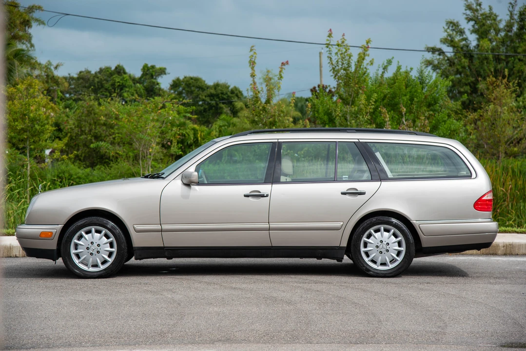 1999 Mercedes-Benz W210 E-Class - Image 10 of 31