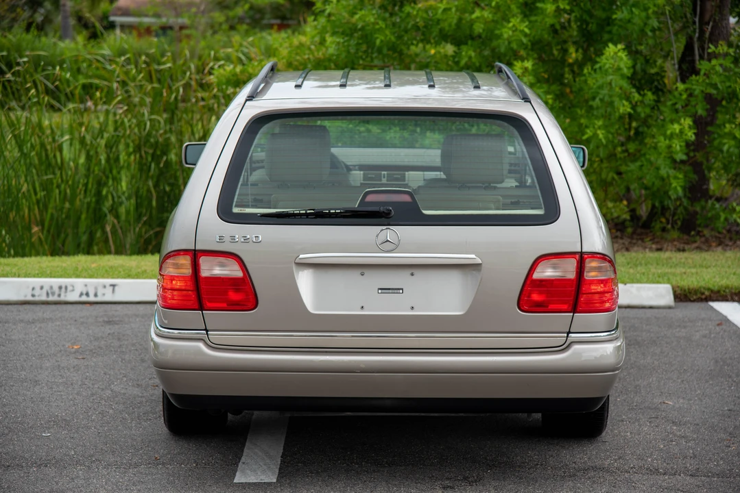 1999 Mercedes-Benz W210 E-Class - Image 14 of 31